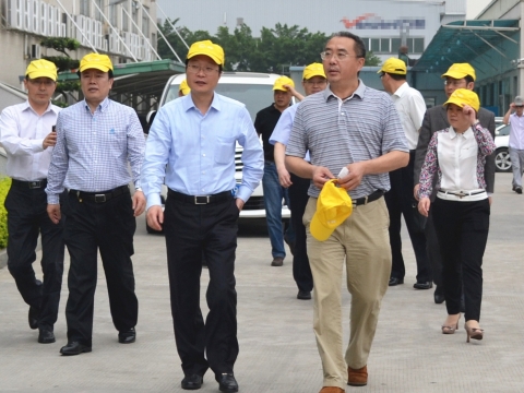 芜湖市市长潘朝晖一行莅临草莓视频APP色版下载安装参观考察